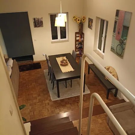 Casa Creixo - Moradia Completa T2 Guimarães